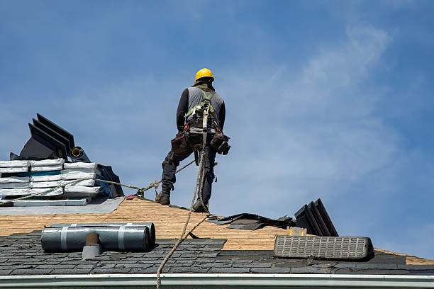 Professional Metal Roofing technician working in New Marshfield, OH